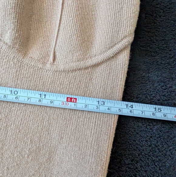 Tan Beige Sleeveless Sweater Bodycon Midi Dress Slit Sz M Minimal Glam Neutral - Picture 5 of 9
